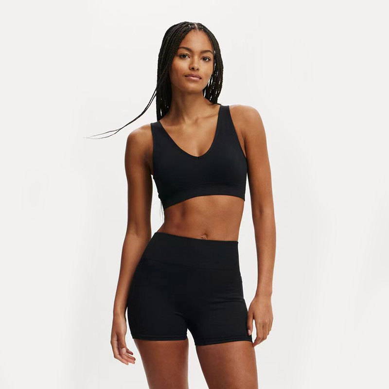 Klassische nahtlose Sportshorts für Damen