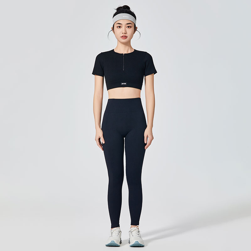 Nahtlose schwarze klassische Sport-Leggings für Damen